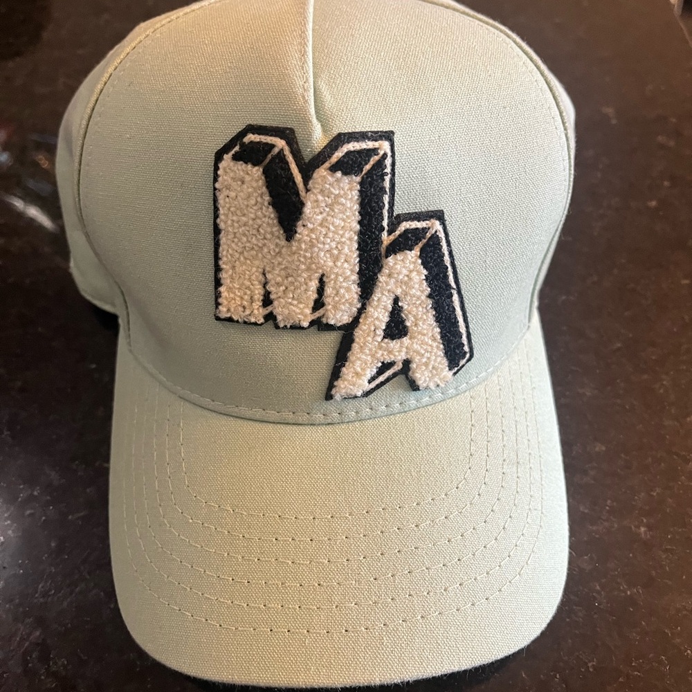 MEN’S AMIRI TRUCKER HAT